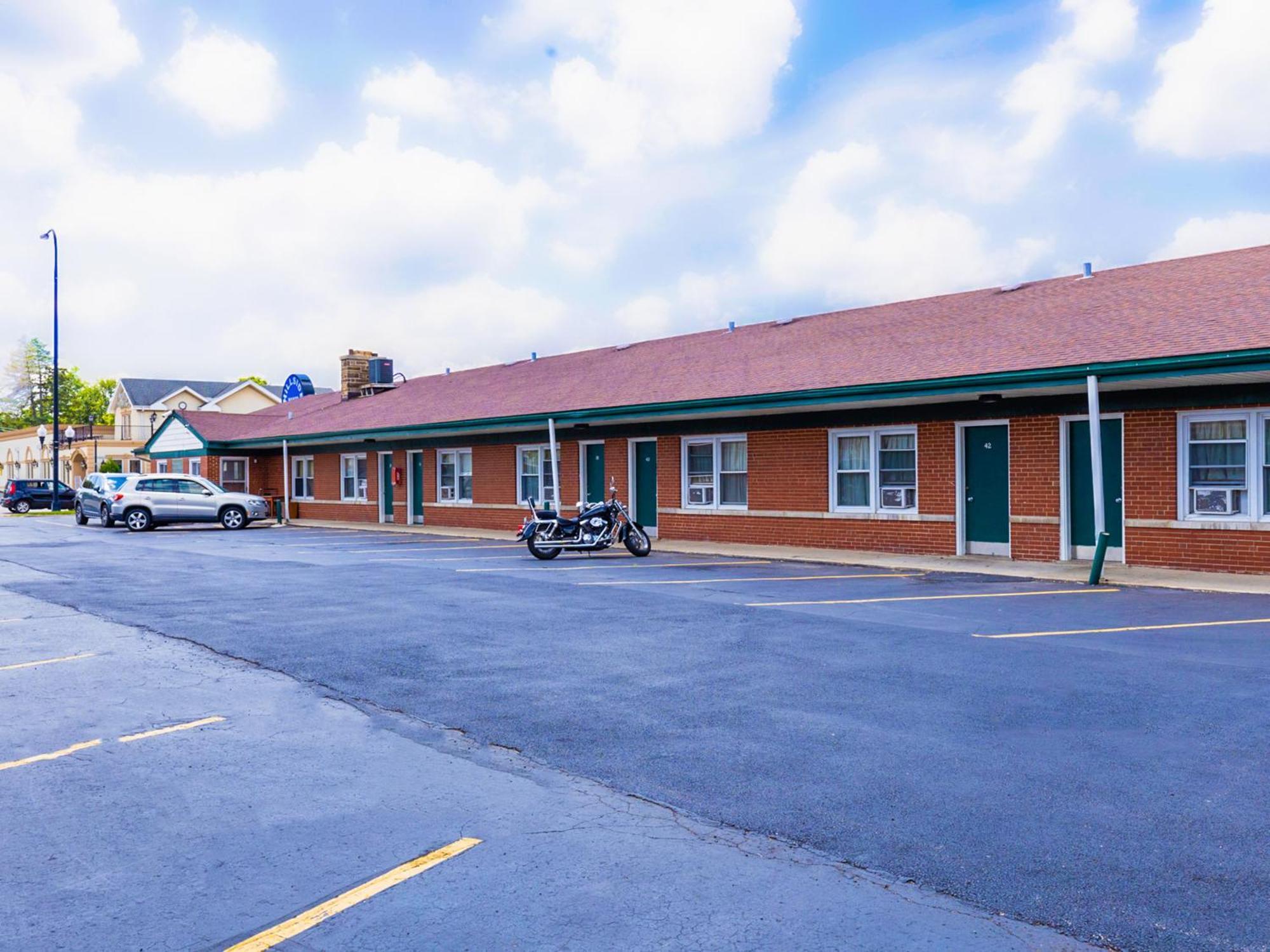 Manor Motel By Oyo Near Oak Brook Chicago Westchester ฮิลล์ไซด์ ภายนอก รูปภาพ